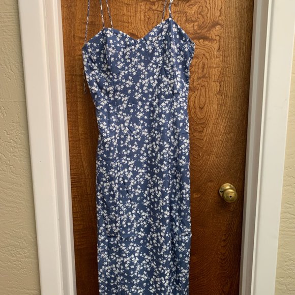 Blue Floral A-Shape Midi Dress - Picture 6 of 7